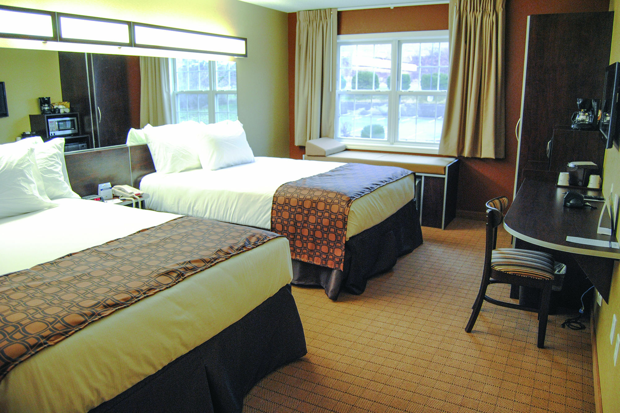 Microtel Inn&Suites By Wyndham Mineral Wells/Parkersburg Exterior foto